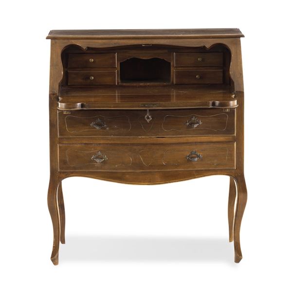 Piccola ribalta in legno in stile settecentesco. XX secolo