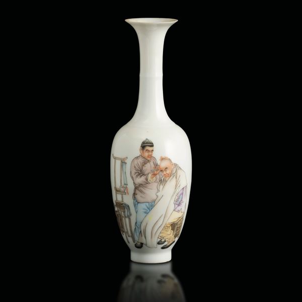 Vasetto in porcellana a fondo bianco raffigurante scena di vita comune con iscrizioni, Cina, Repubblica