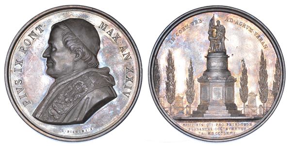 STATO PONTIFICIO. PIO IX (Giovanni Maria Mastai Ferretti), 1846-1878. Medaglia annuale in argento 1869/A. XXIV. Erezione del monumento ai caduti a Campo Verano.