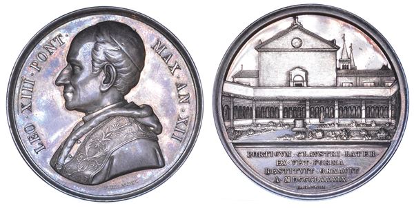 ROMA. LEONE XIII (Vincenzo Gioacchino Luigi Pecci), 1878-1903. Medaglia annuale in argento  1889/A. XII. Il Chiostro Lateranense.