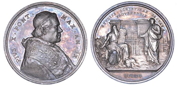 ROMA. PIO X (Giuseppe Melchiorre Sarto), 1903-1914. Medaglia annuale in argento 1911/A. IX. Fondazione dell'Istituto Biblico.