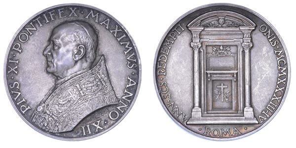 VATICANO. PIO XI (Achille Ratti), 1922-1939. Medaglia annuale in argento 1933/A. XII. Anno Santo della Redenzione.