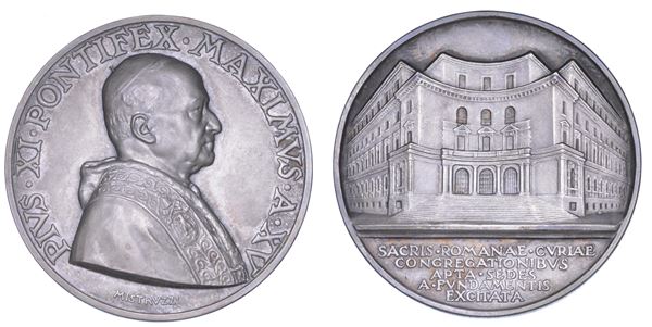VATICANO. PIO XI (Achille Ratti), 1922-1939. Medaglia annuale in argento 1936/A. XV. Nuova sede della Curia Romana.