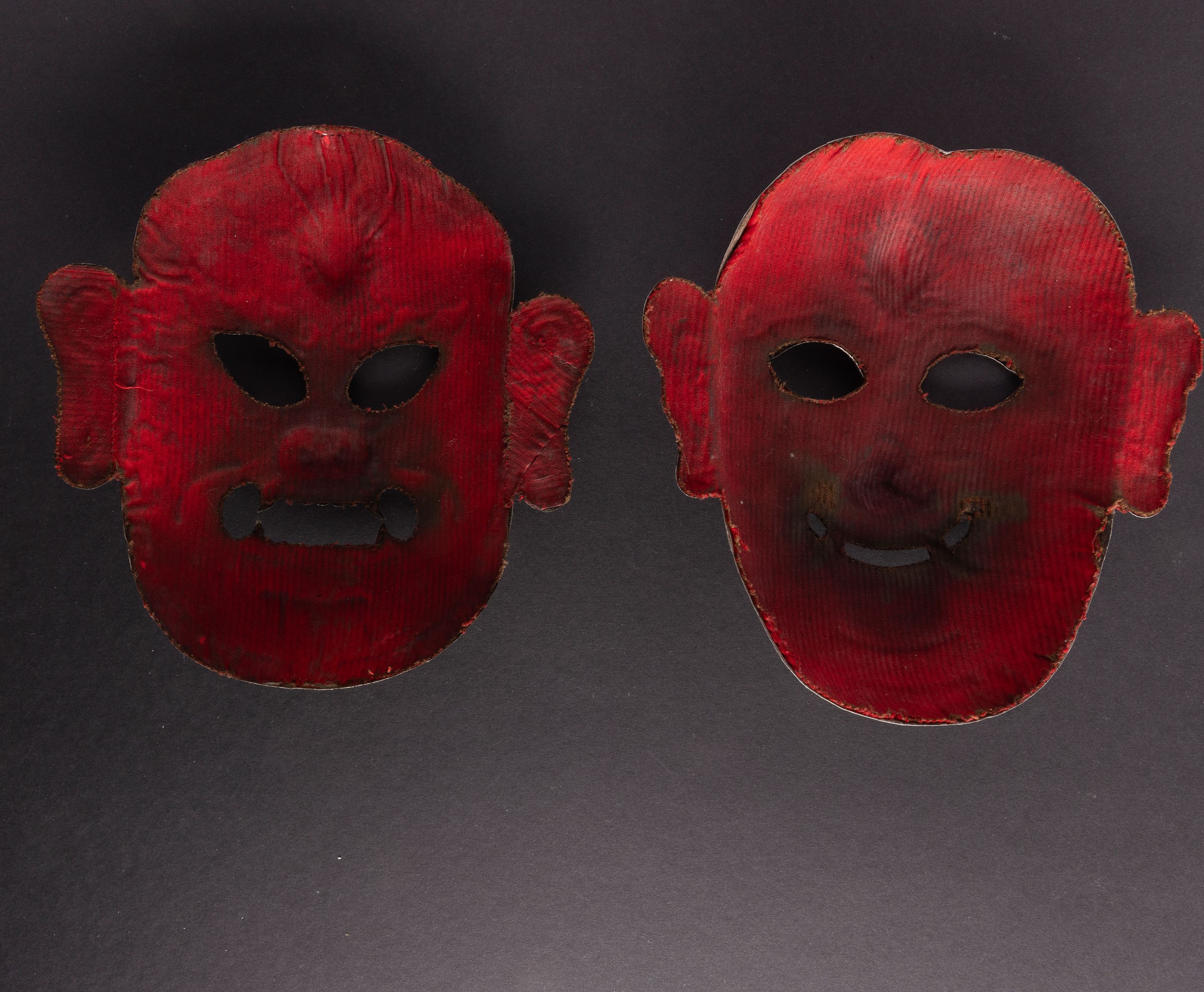 Coppia di Maschere in Lamina di Argento, con Tracce di Doratura e Parzialmente Dipinte, Tibet, XI...