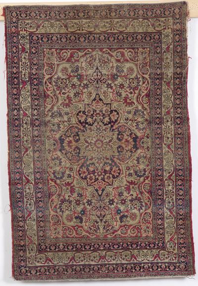 Lotto di Due Tappeti uno Kirman Persia Fine XIX Secolo, L’altro Shirvan Caucaso Inizio XX Secolo