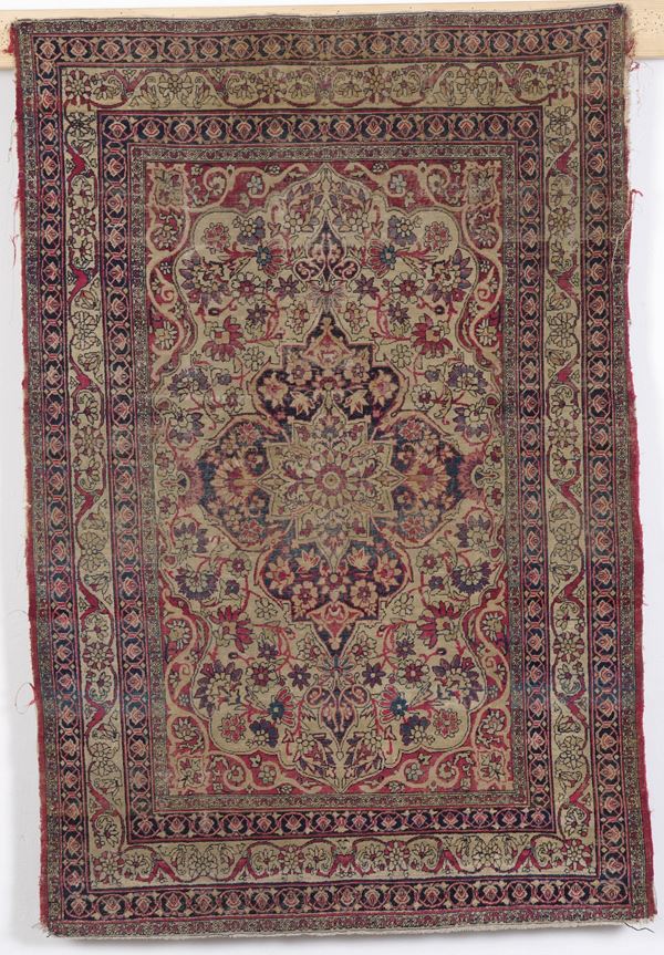 Lotto di due tappeti uno Kirman Persia fine XIX secolo, l’altro Shirvan Caucaso inizio XX secolo