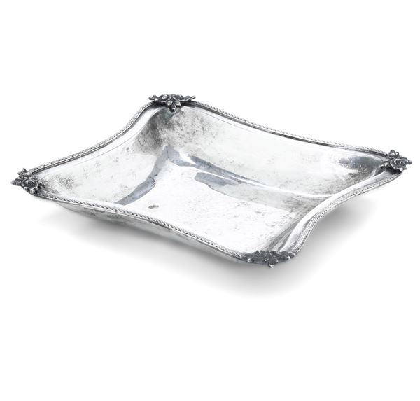 Vassoietto. Argenteria siciliana del XX secolo, argentiere Eugenio Stancampiano