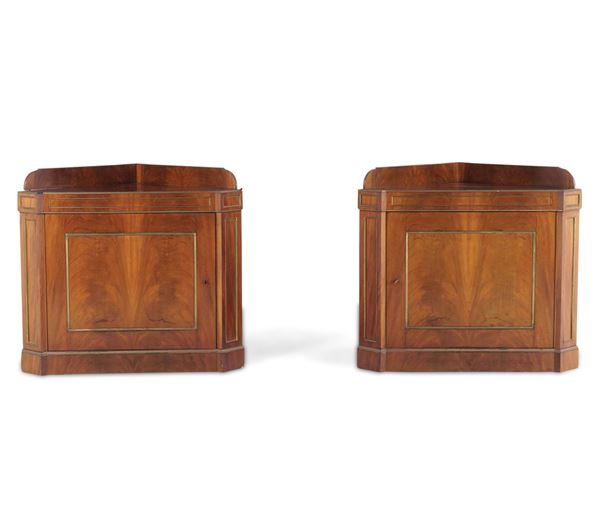 Due angoliere lastronate. XX secolo