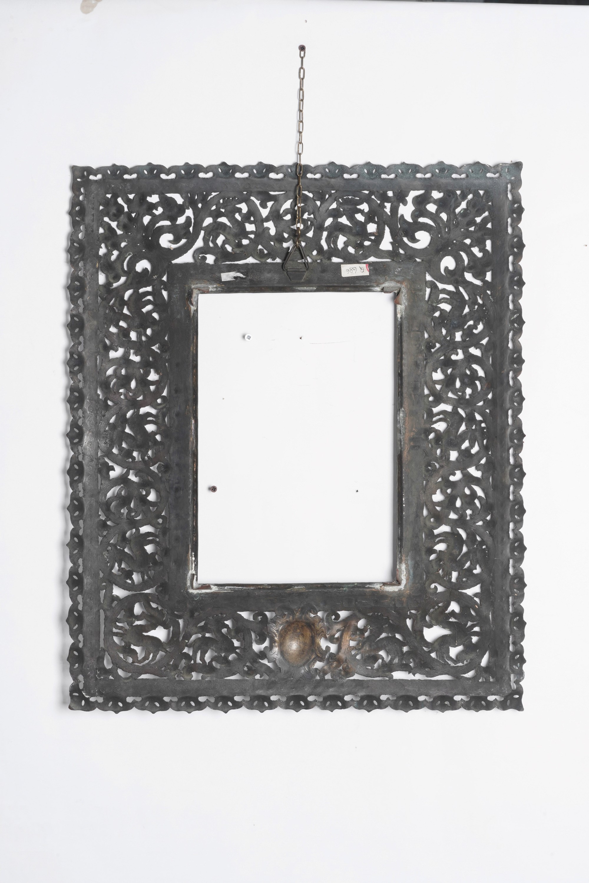 Cornice Traforata in Metallo (ottone?). XIX Secolo
