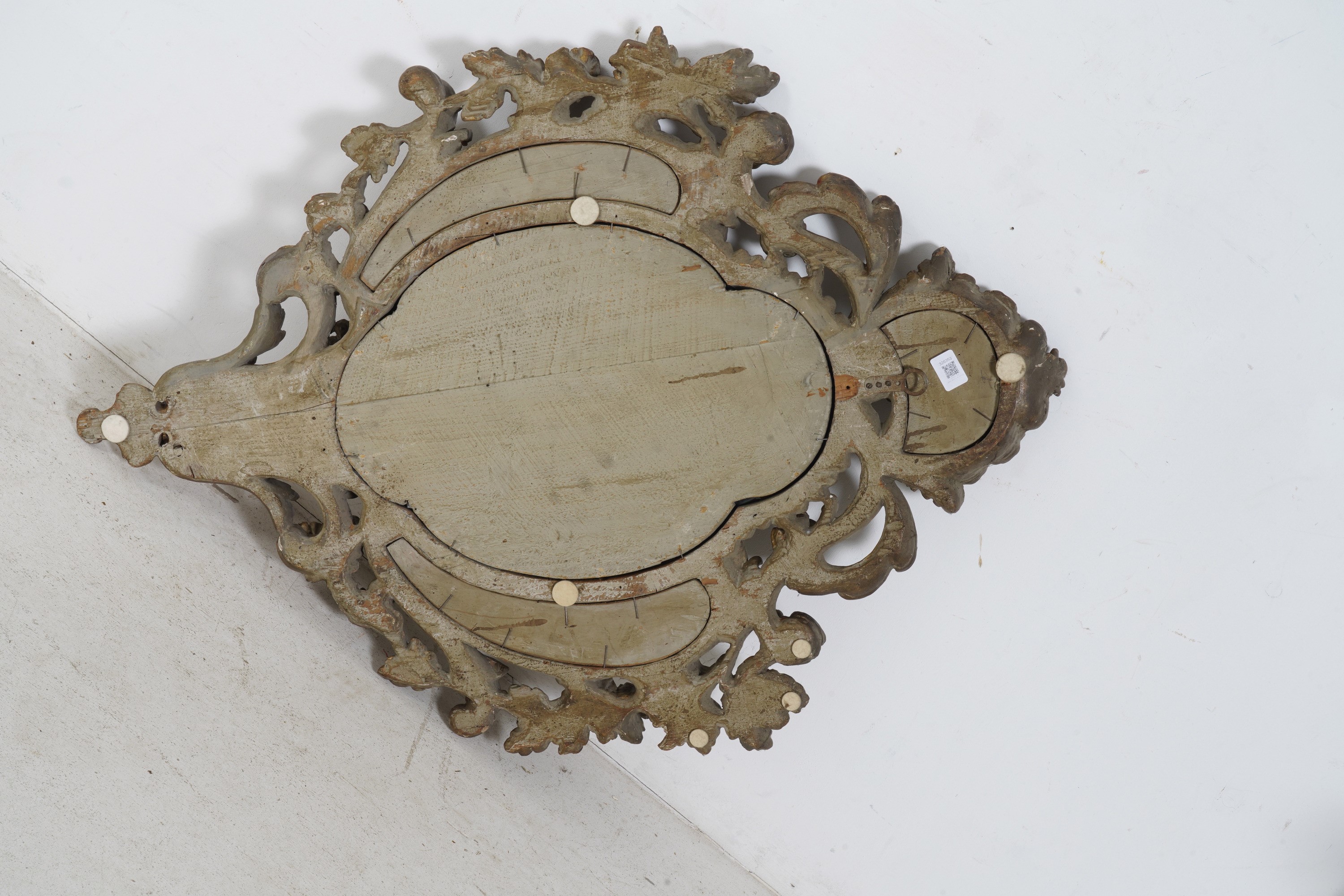 Cornice con Specchiera di Forma Sagomata. XIX Secolo