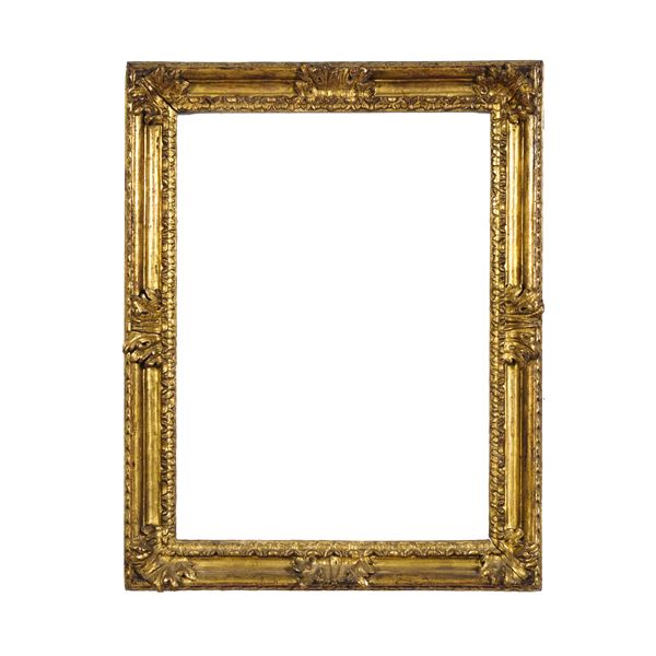 Cornice in legno intagliato e dorato, Italia centrale XVIII secolo