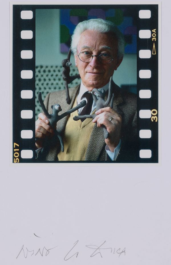 Bruno Munari con Scimiette