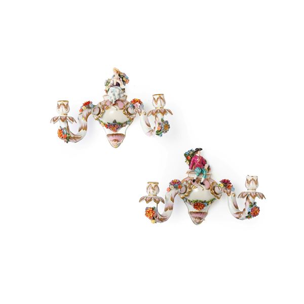Coppia di appliques, XX secolo.