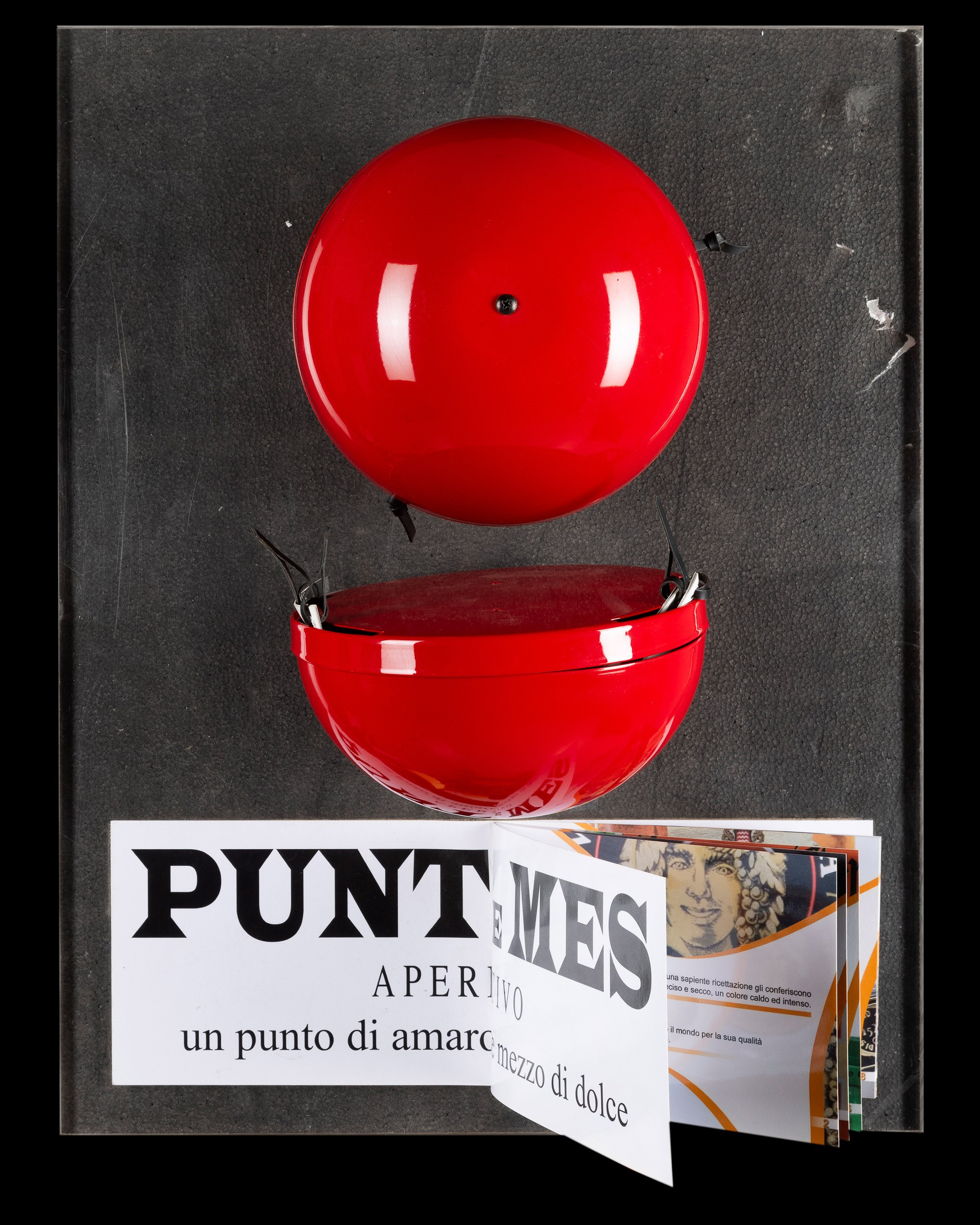 Espositore pubblicitario Punt e Mes aperitivo