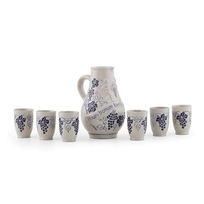 Servizio in Ceramica Composto da una Brocca e Sei Bicchieri