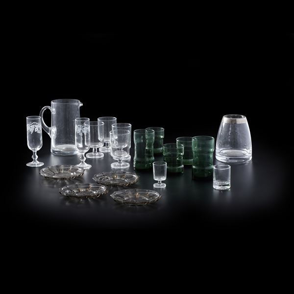 Miscellanea di oggetti in vetro