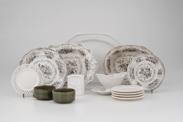 Miscellanea di oggetti in ceramica