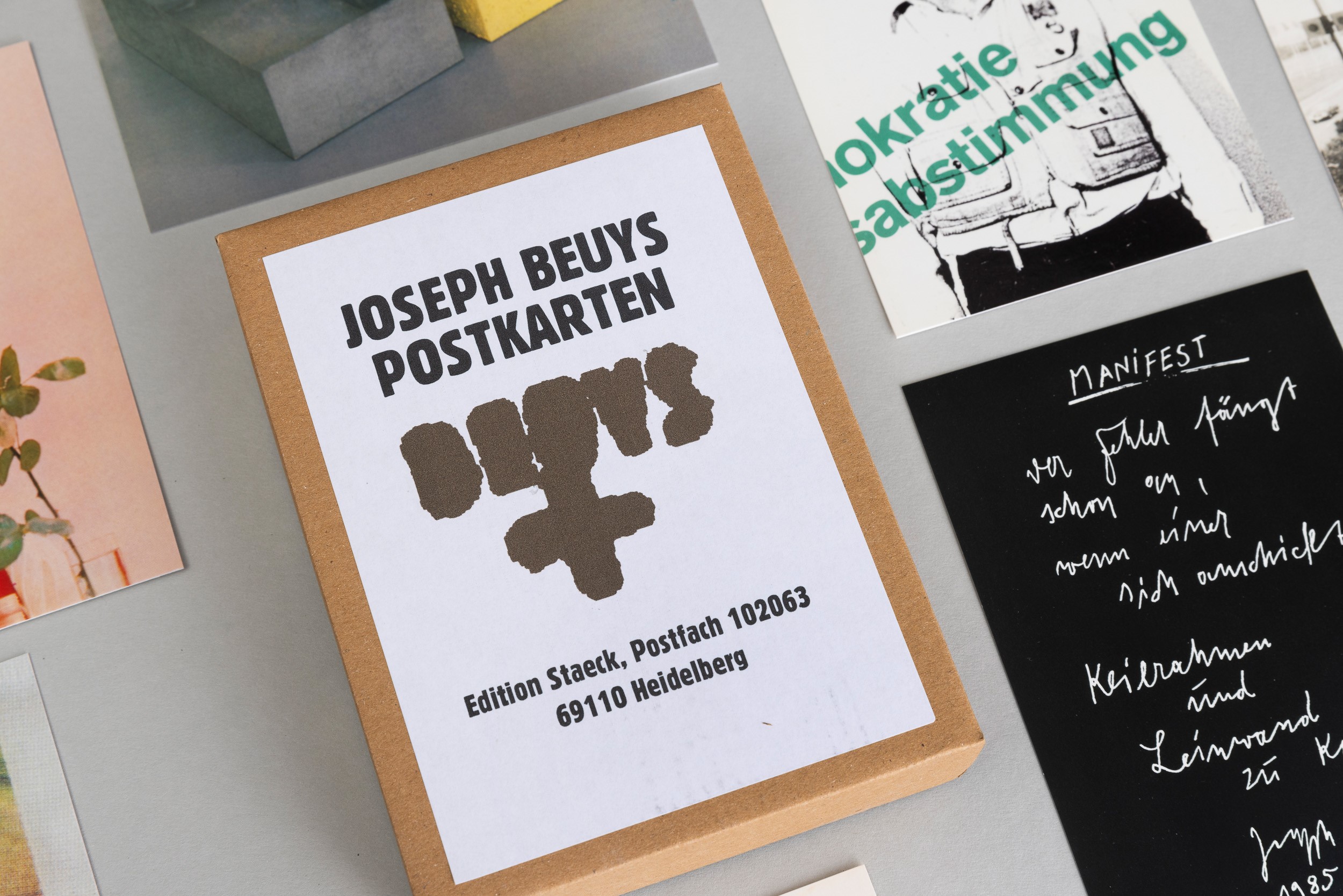 Joseph Beuys - Postkarten - raccolta di cartoline in scatola