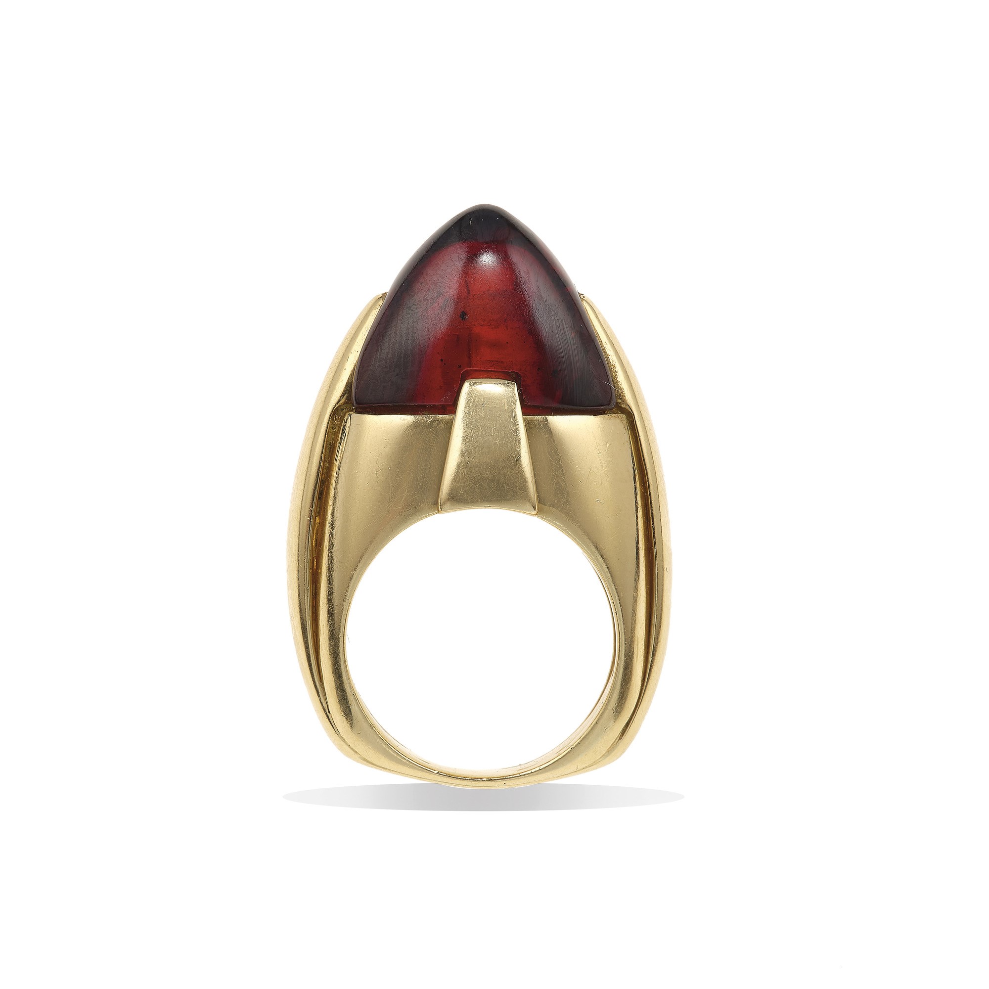 Calderoni. Anello con Granato Taglio Pan di Zucchero