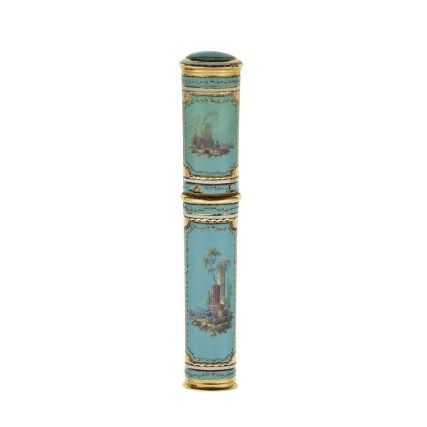 Enamel and low-karat gold etui. Small damage. French hallmarks