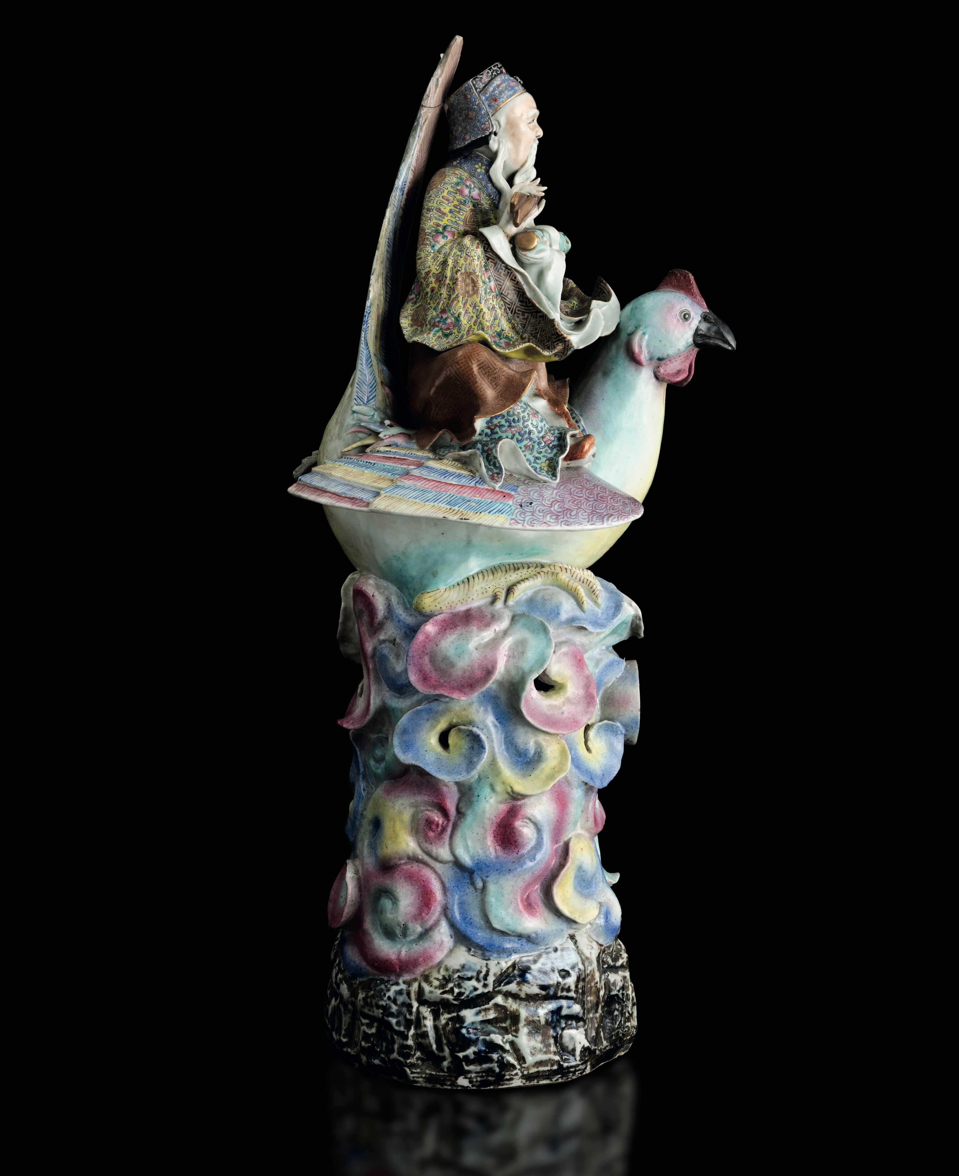 Grande Figura in Porcellana Policroma Raffigurante Saggio a Cavallo di un Gallo, Dinastia Qing, F...