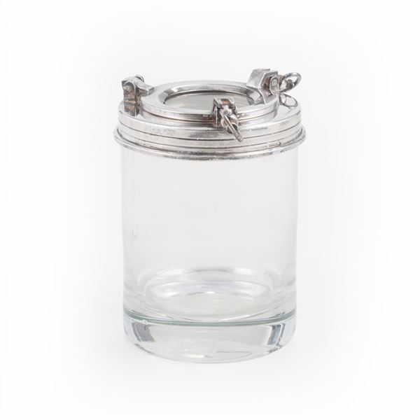 Portaghiaccio in vetro con tappo in argento. Argenteria italiana del XX secolo, argentiere Cesa, Alessandria