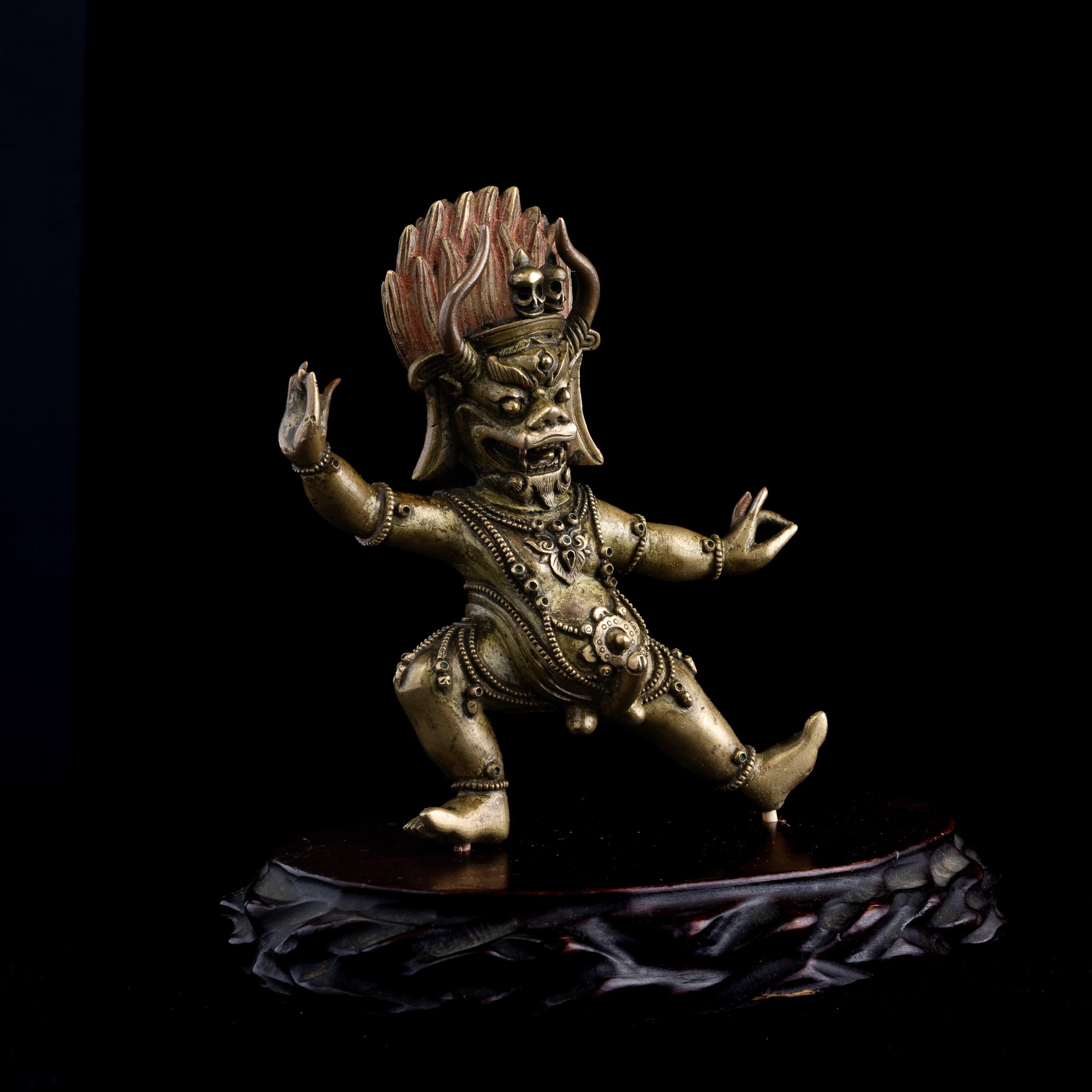Figura Scolpita in Bronzo Raffigurante Yamantaka con Tracce di Policromia, Tibet, XVIII Secolo