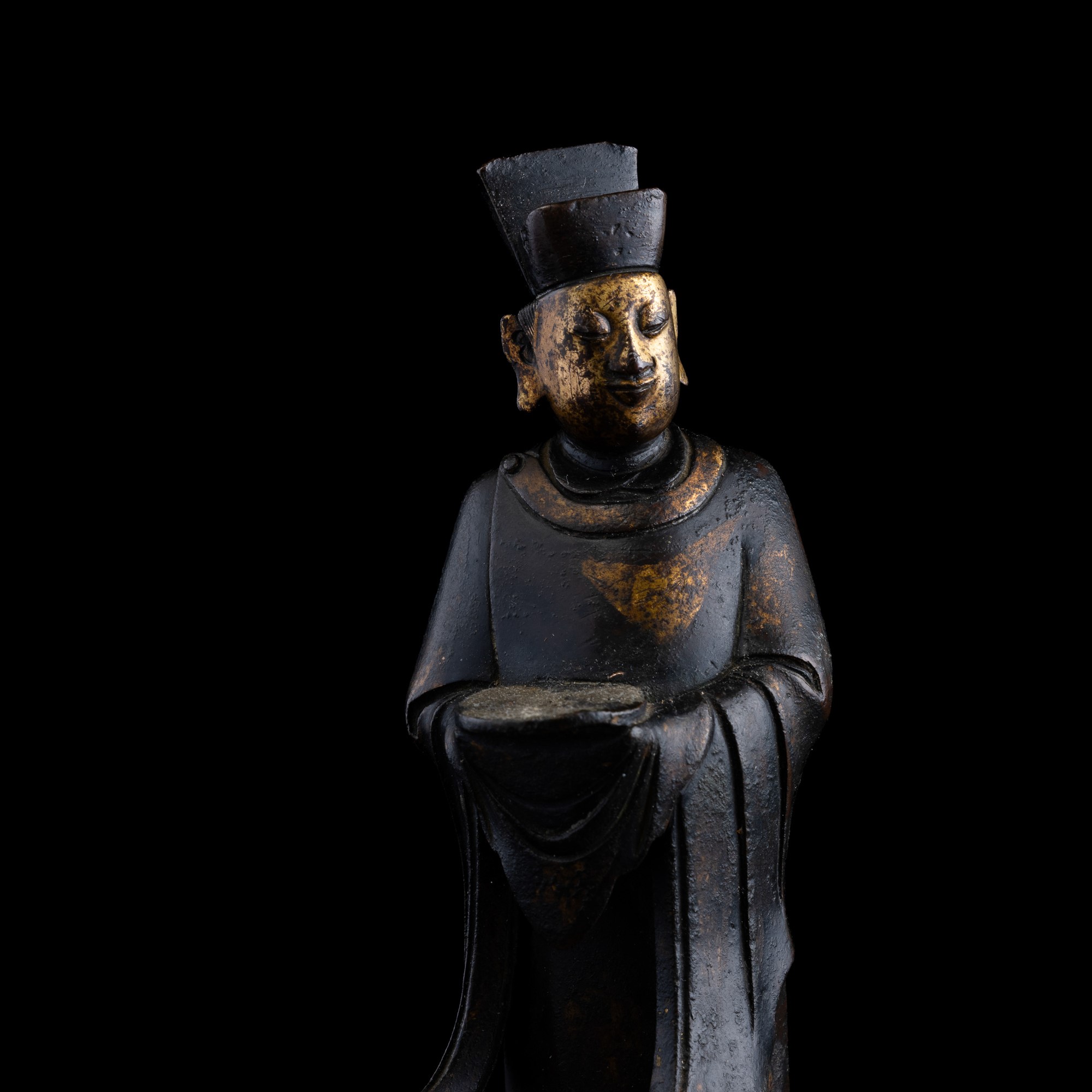 Figura in Bronzo Raffigurante Letterato con Testa Dorata, Cina, Dinastia Ming, XVII Secolo