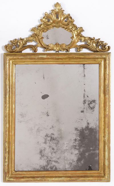 Specchiera in Legno Intagliato e Dorato. XIX Secolo