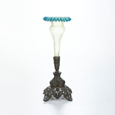 Vaso soliflore con base in metallo, XX secolo