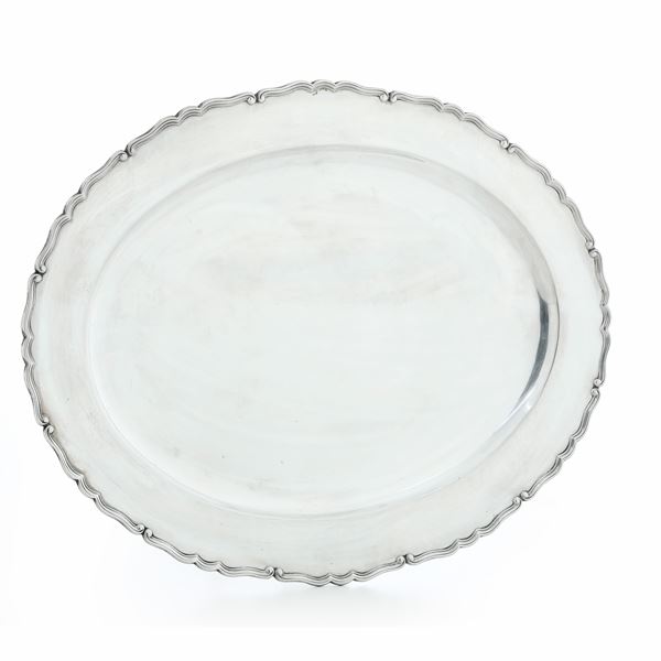 Vassoio ovale. Argenteria italiana del XX secolo, argentiere Peruggia & C., Alessandria