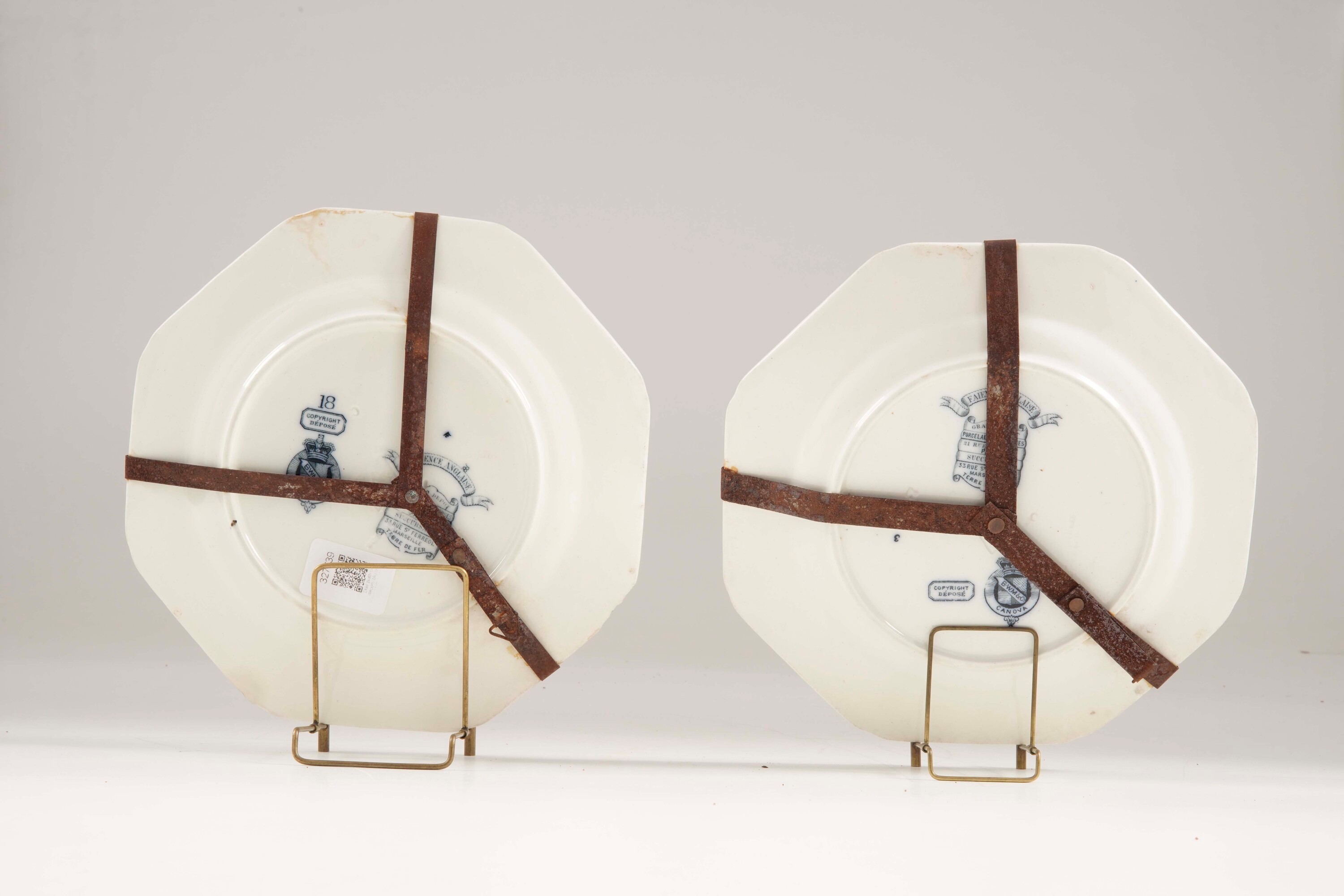 Due Piatti "canova".inghilterra, Staffordshire, Manifattura Brown Westhead e Moore Potteries, XIX...