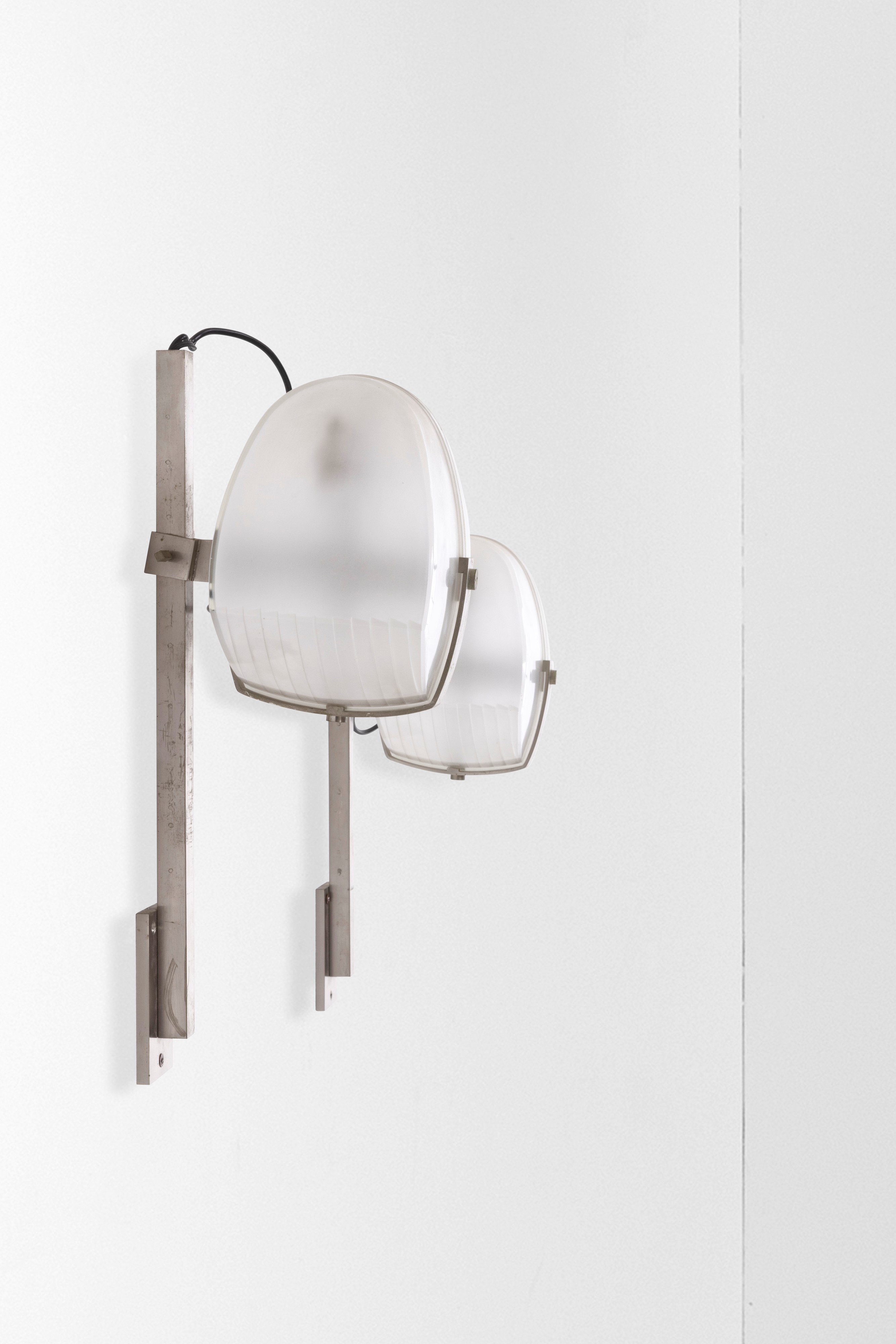 Vico Magistretti - Due Lampade a Parete Mod. Omicron