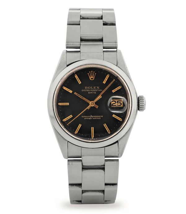 Rolex - Oyster Perpetual Date ref 1500 in steel, black dial with gold applied hour markers, circa 1971