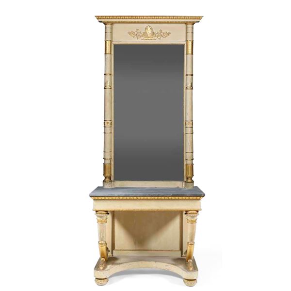 Console con specchiera in legno laccato e dorato. XIX secolo