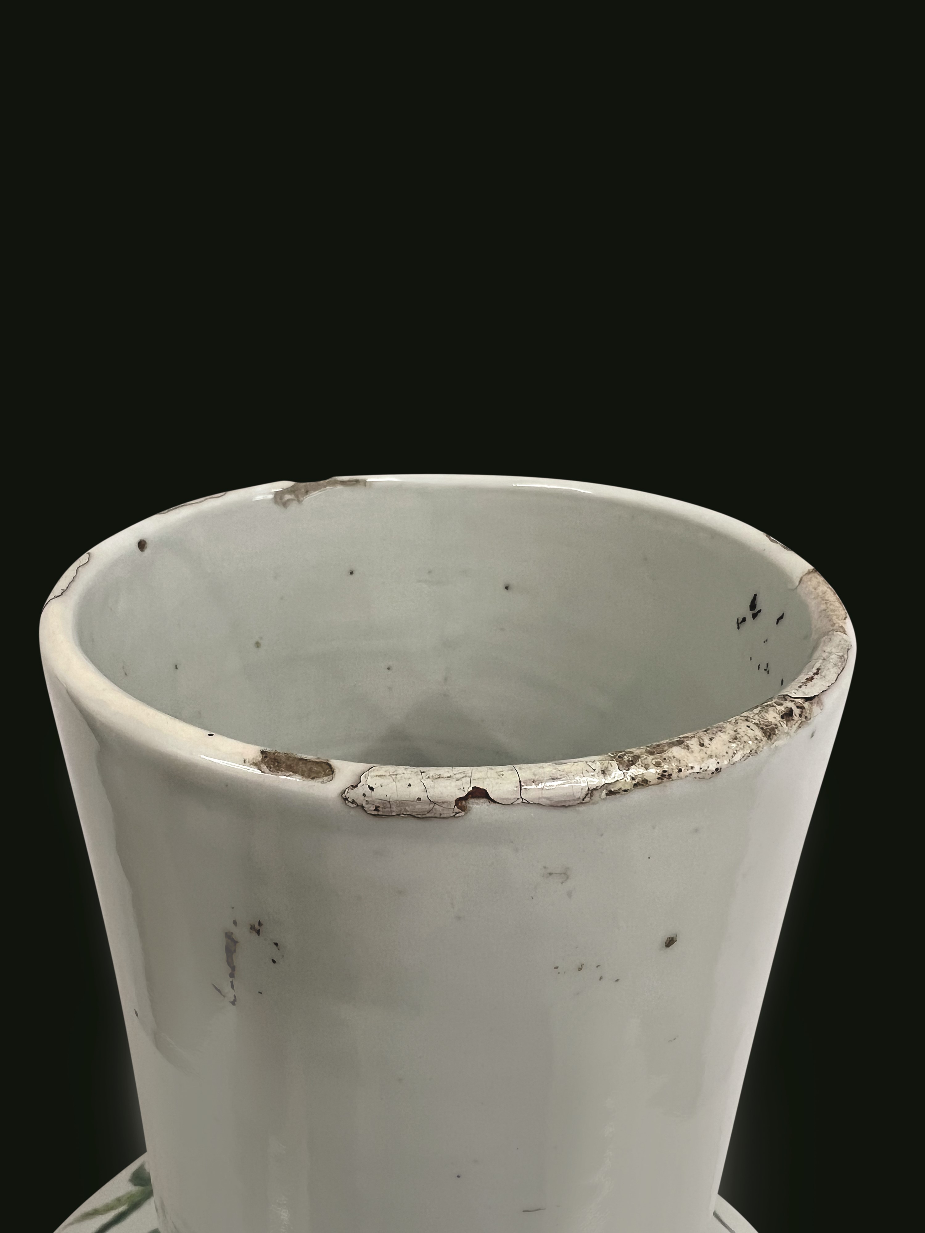 Vaso in Porcellana a Nove Pesche, Cina, Dinastia Qing, Epoca Dao Guang (1821-1850)
