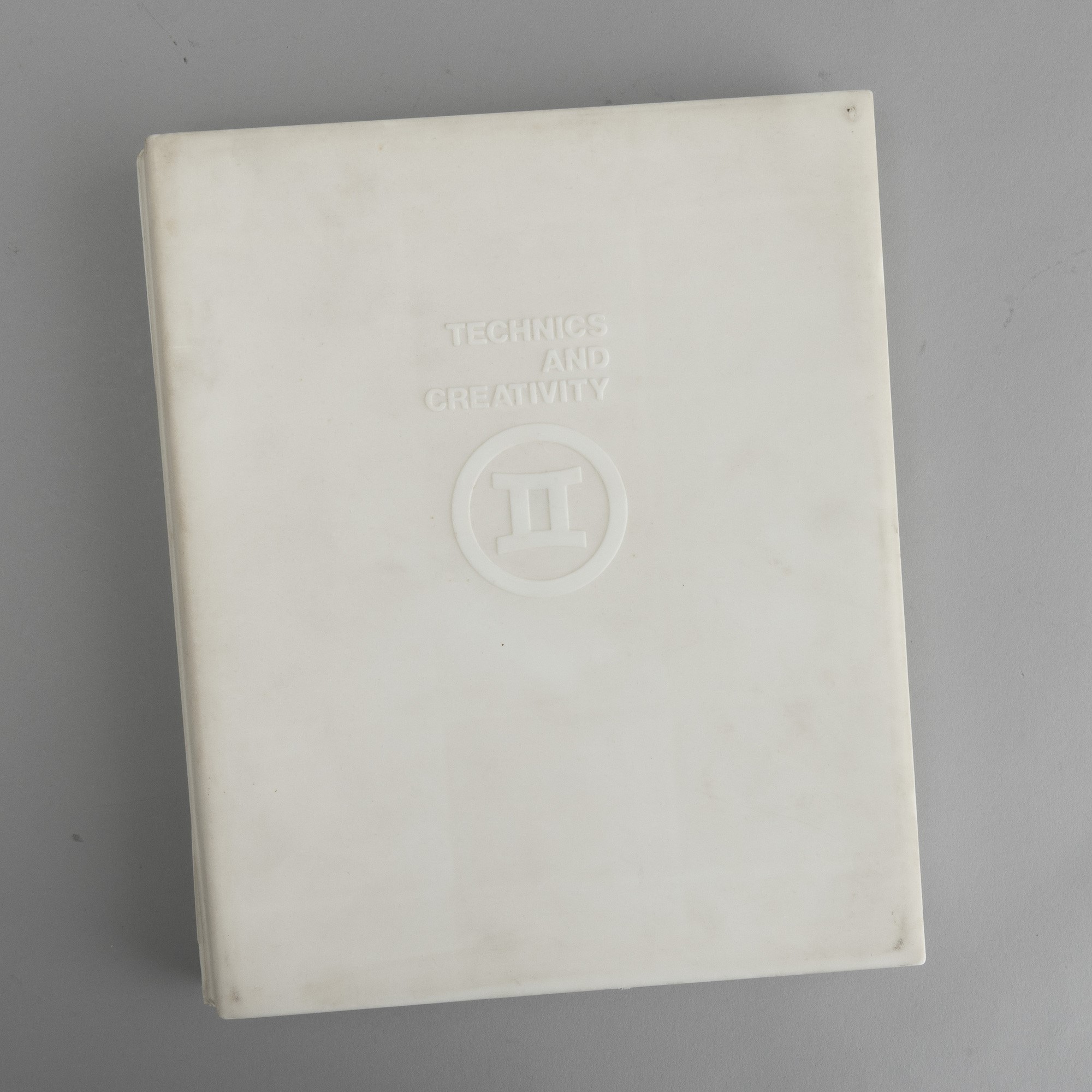 Jasper Johns - Target - da Technics and Creativity, multiplo con litografia offset e acquerello