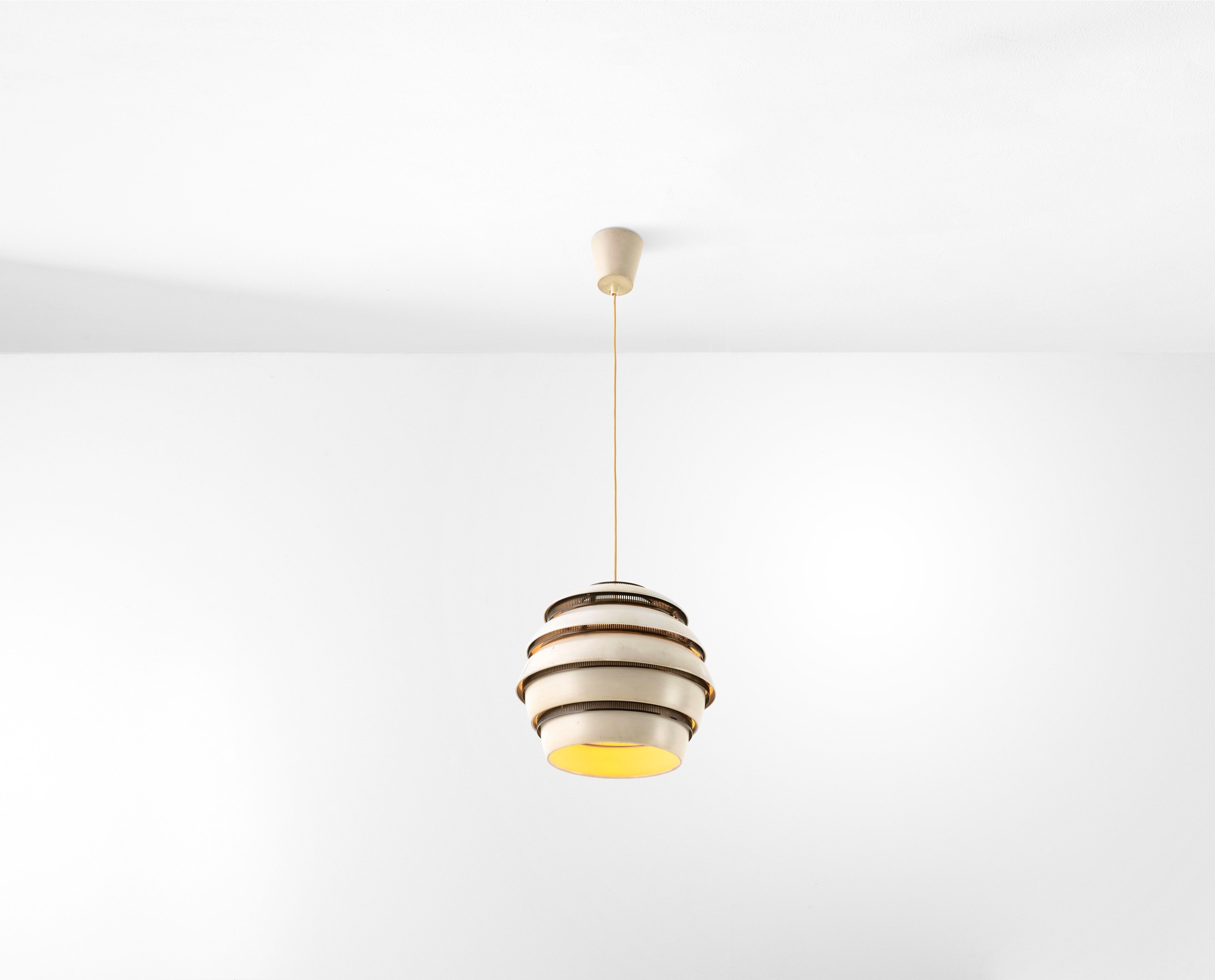 Alvar Aalto - Lampada a Sospensione Beehive Mod. A331