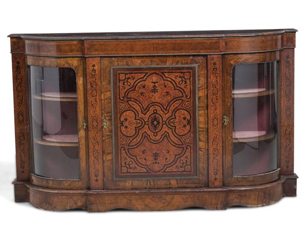 Sideboard Napoleone III lastronato in noce e radica e filettato. Fine XIX-XX secolo