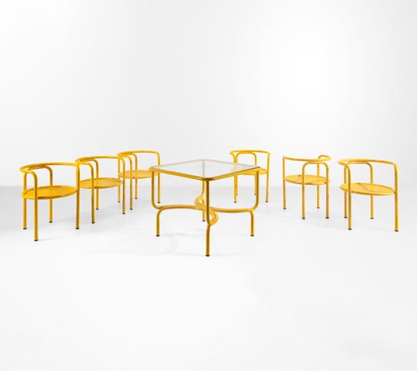 Gae Aulenti - Un tavolo e sei sedie della serie Locus Solus.