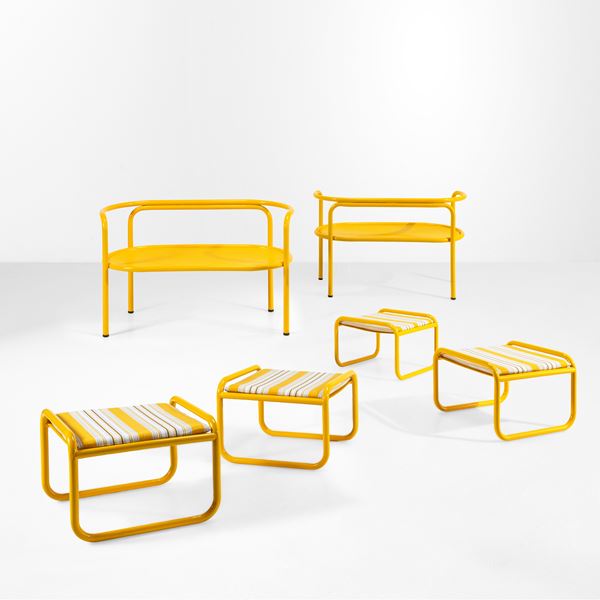 Gae Aulenti - Set di due panchine e quattro pouf della serie Locus Solus.