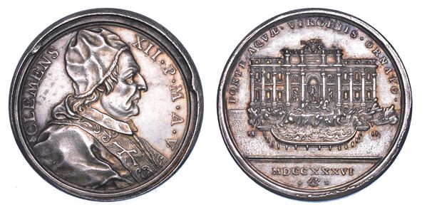 STATO PONTIFICIO. CLEMENTE XII (Lorenzo Corsini), 1730-1740. Medaglia in argento 1736/A. V .