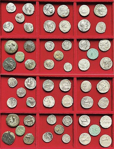 Repubblica e Impero Romano. Lotto di 28 Monete.
