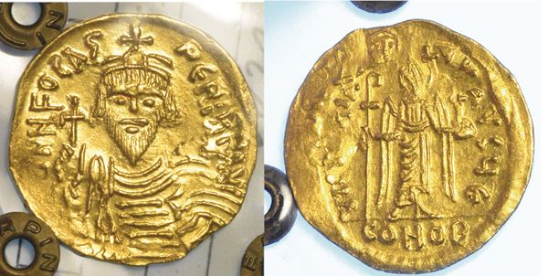 FOCAS, 602-610. Solido. Costantinopoli.
