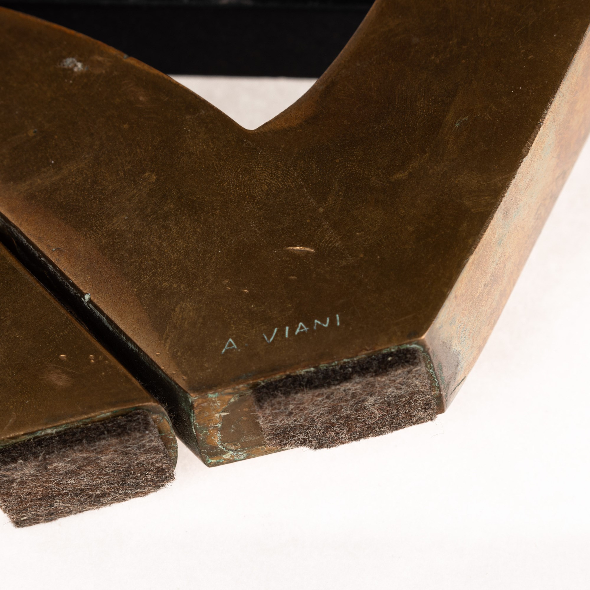 Alberto Viani - Bagnante - scultura in bronzo dorato