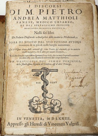 Matthioli Pietro Andrea (1501-1577) i Discorsi..in Venetia, Appresso gli Heredi di Vincenzo Valgr...