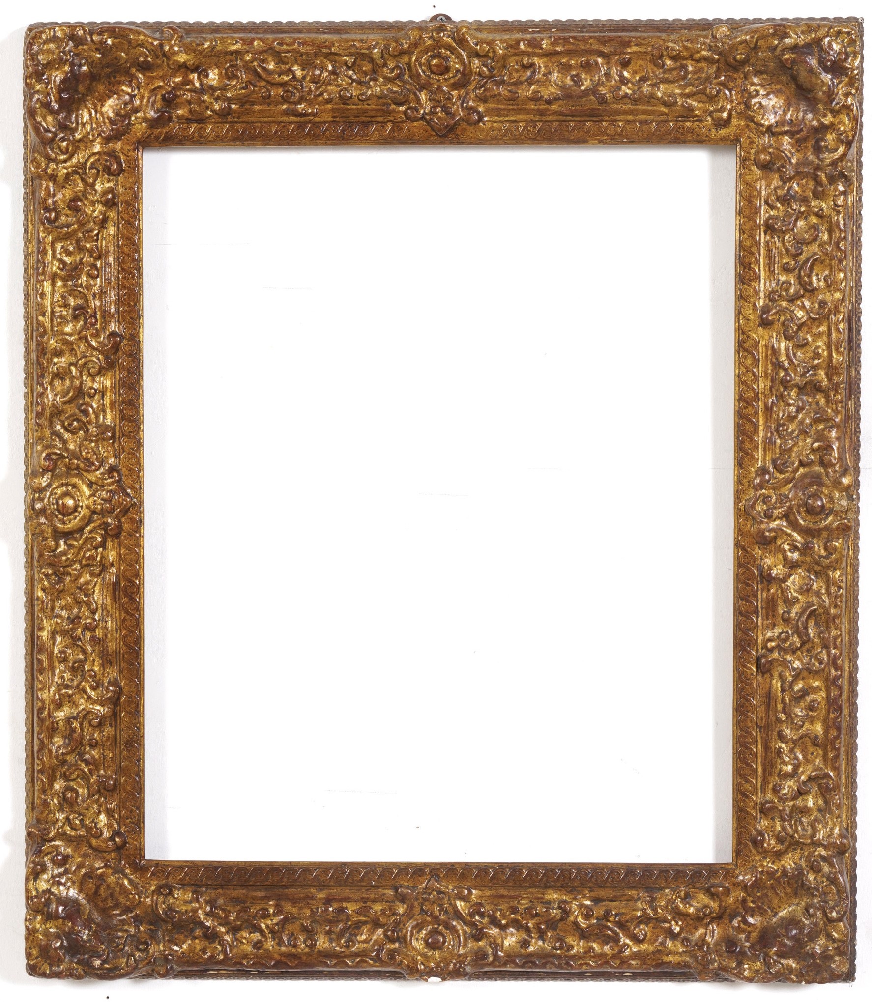 Coppia di Cornici in Legno e Pastiglia Dorati. XIX-XX Secolo