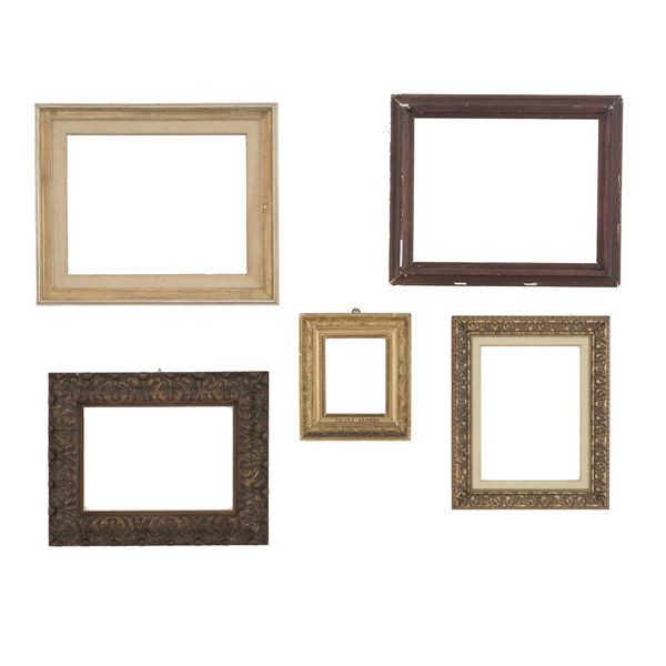 Lotto di cinque cornici diverse