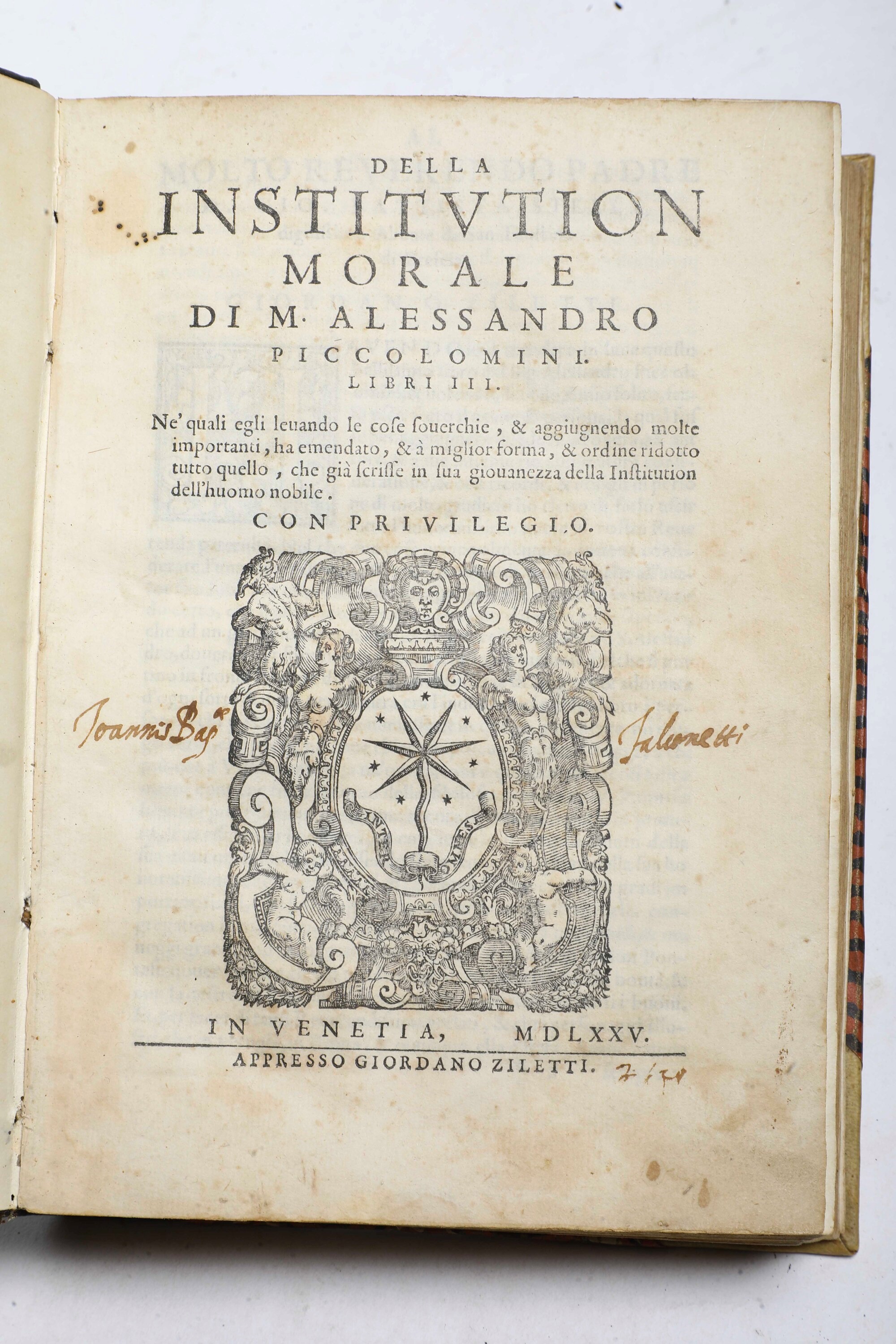 Virgilio Publio Marone (70-19 a.C.) / Caro Annibal (1507-1566) L'eneide..in Venetia, Appresso Ber...