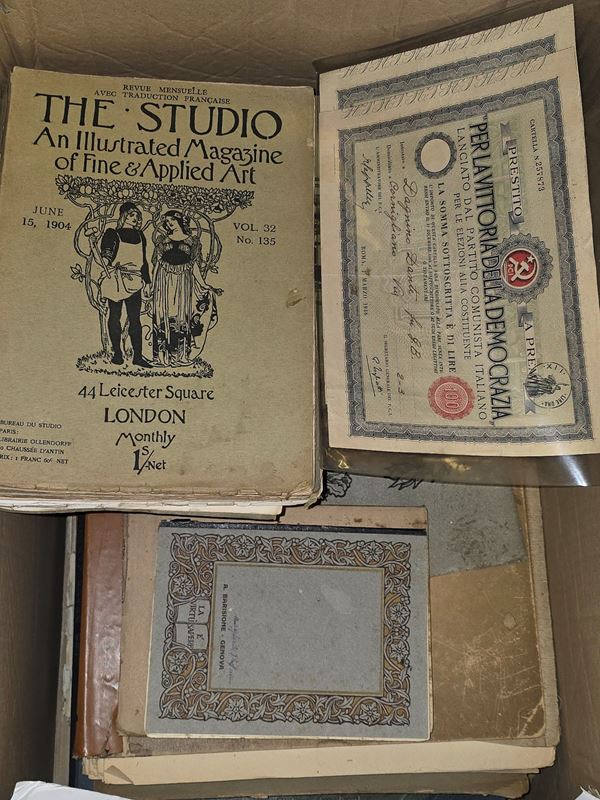 Libri d'arte, cartelle, lotto di quantità Grande lotto di volumi di grande formato, alcune cartelle contenenti fogli sciolti tra cui una riproducente numerose tavole di Albrecht Dürer.